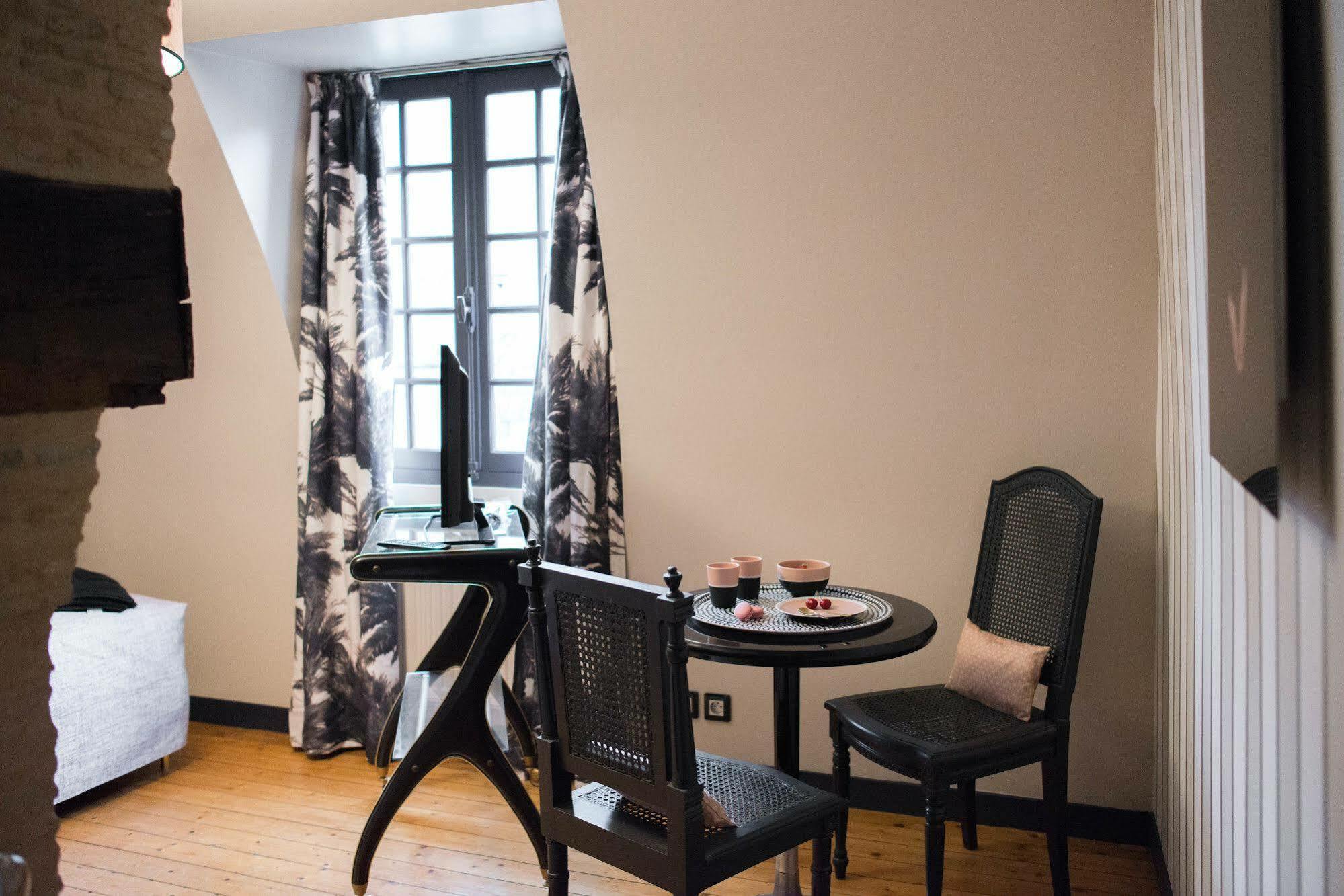 Bed and Breakfast Marnie Et Mister H Rennes Exterior foto