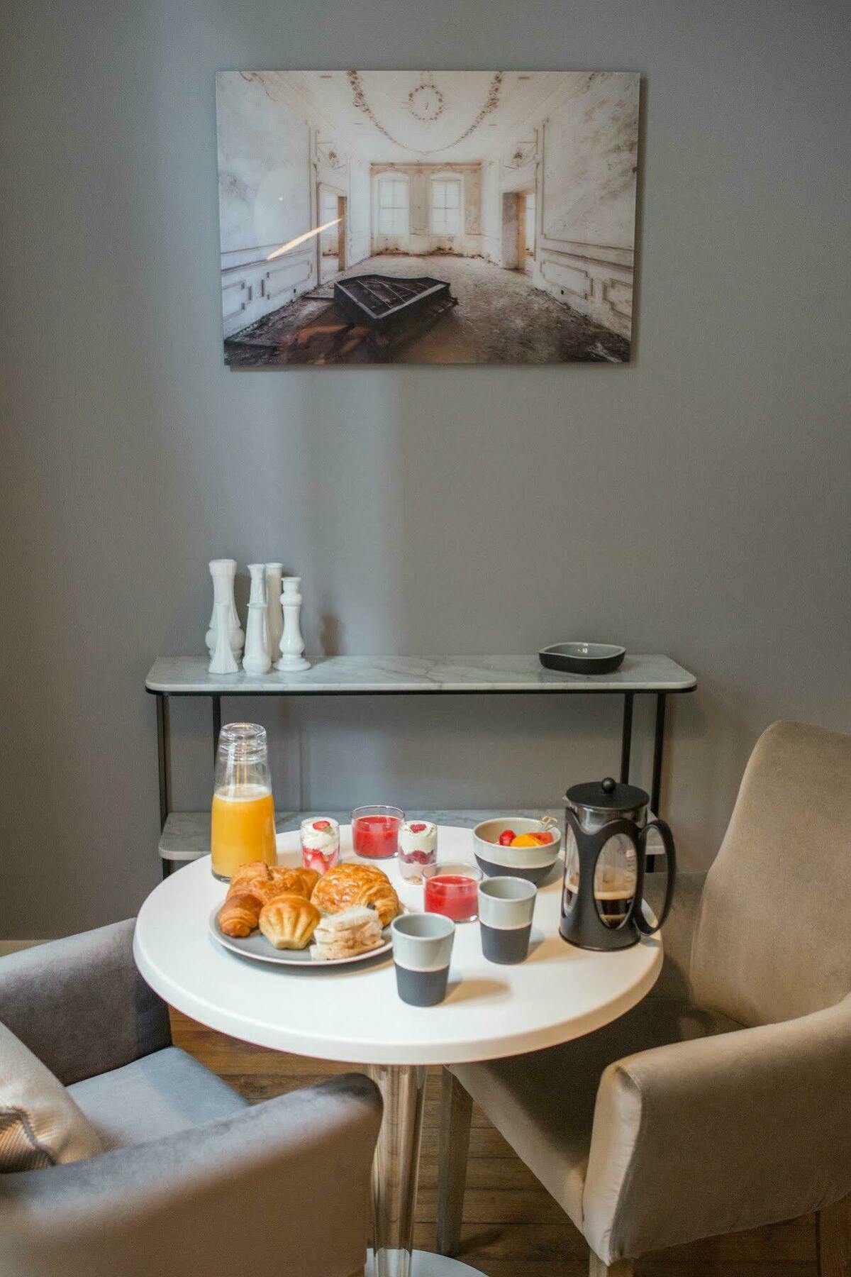 Bed and Breakfast Marnie Et Mister H Rennes Exterior foto