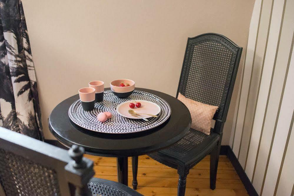 Bed and Breakfast Marnie Et Mister H Rennes Exterior foto